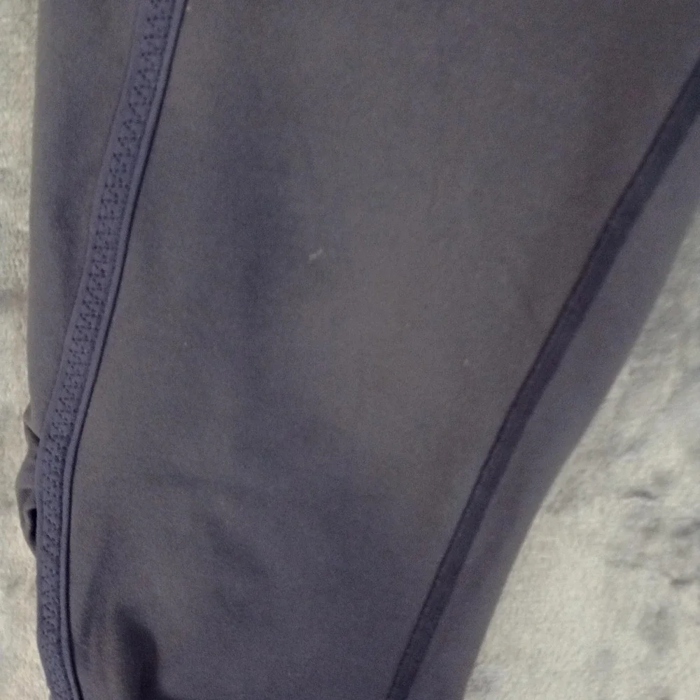 Lululemon Athletica Capri‎ Leggings Womens 8 Gray Ruched Crop Yoga Pants Active